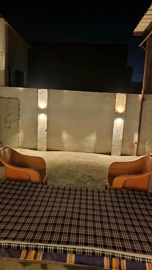 Ira Homestay Mathura - Divine Spiritual Stay Exterior photo