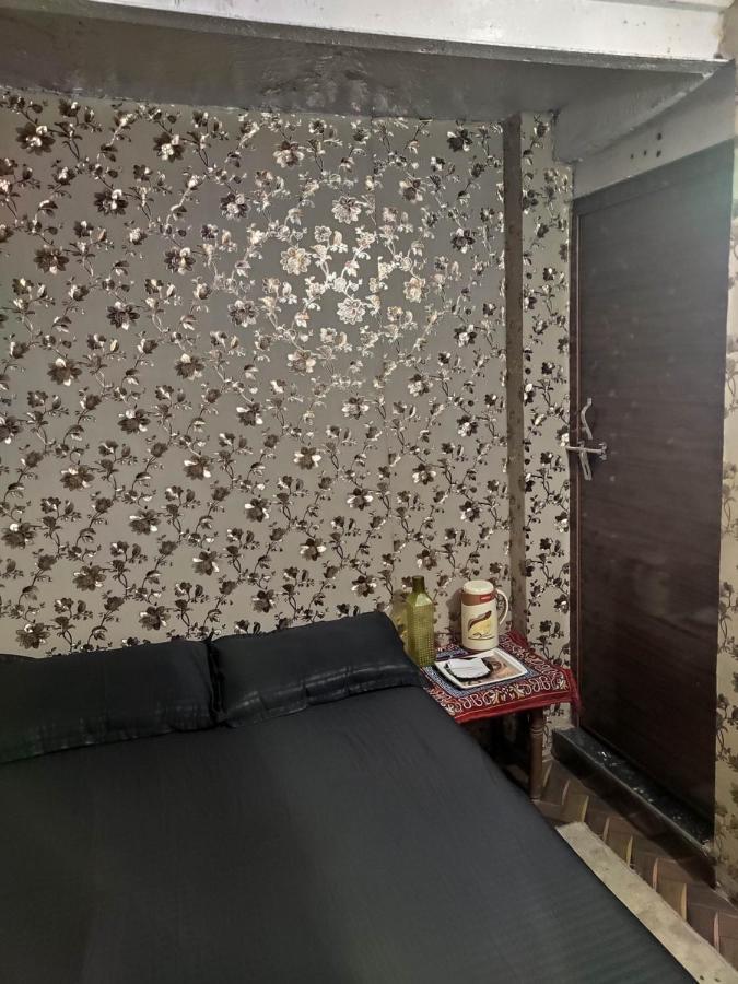Ira Homestay Mathura - Divine Spiritual Stay Exterior photo